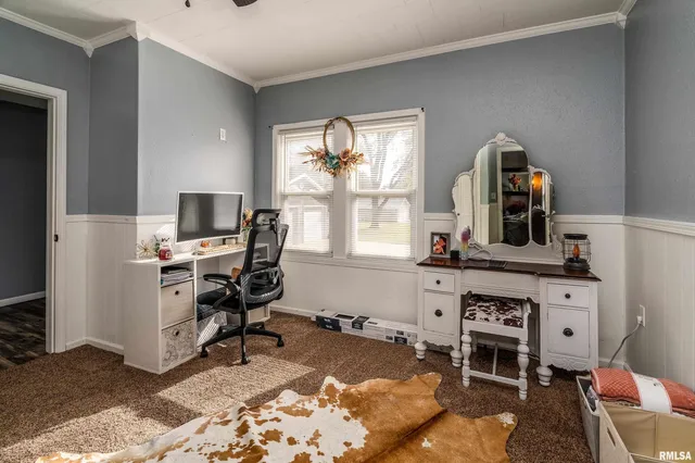 $239,000 | 205 South 3rd Street, Dahlgren, IL 62828