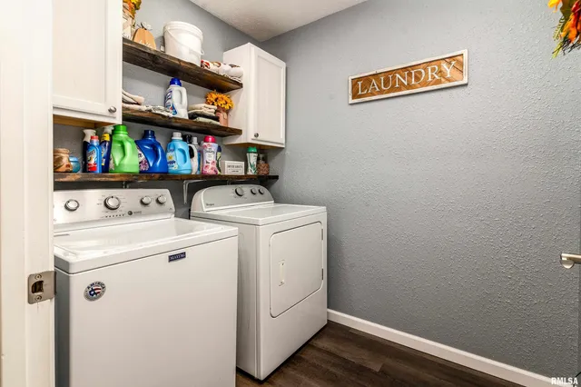 $239,000 | 205 South 3rd Street, Dahlgren, IL 62828