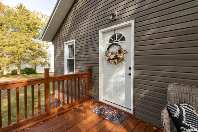 $239,000 | 205 South 3rd Street, Dahlgren, IL 62828