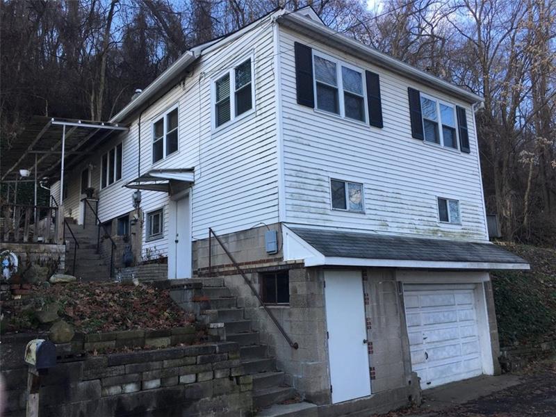 390 Davis Avenue McKees Rocks, PA 15136 - Photo 1 of 5
