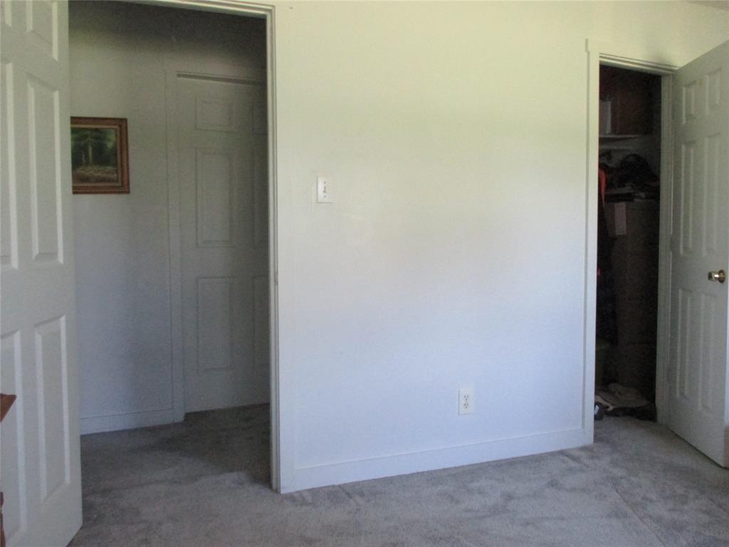 306 North Agnew Street Boyd, TX 76023 - Photo 12 of 15 a view of an empty room
