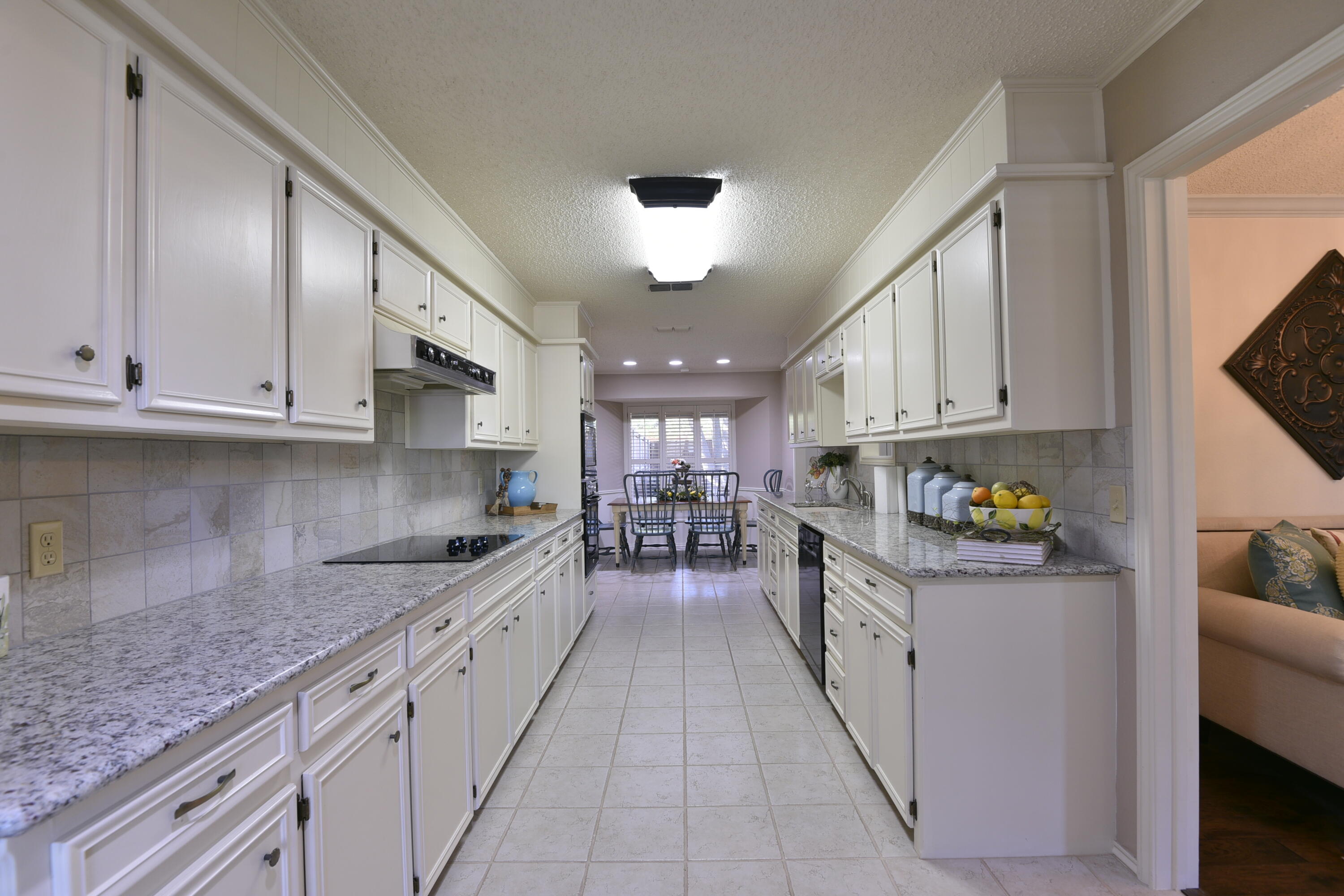 4718 84th Street Lubbock, TX 79424 - Photo 9 of 28 _DSC5438