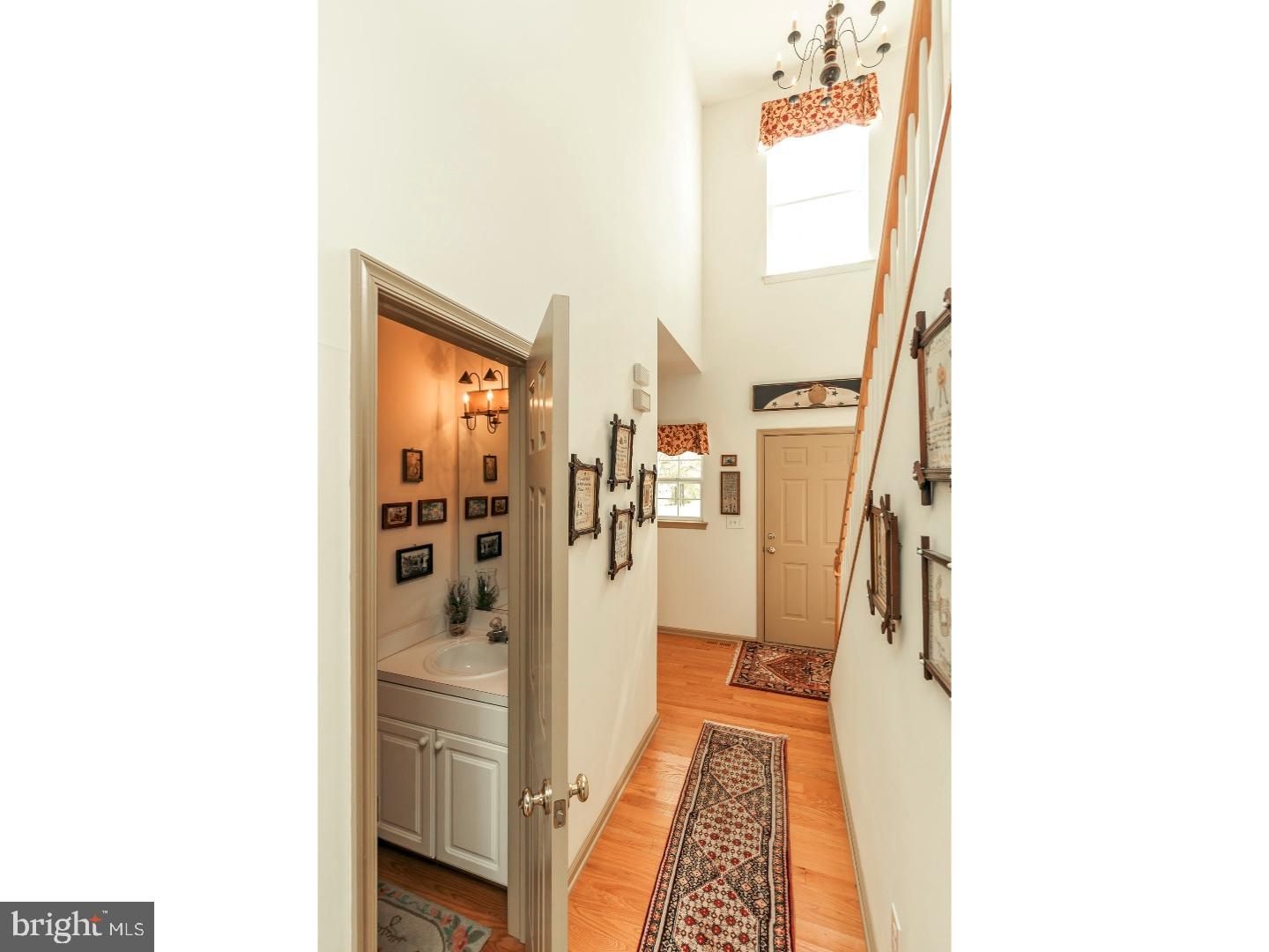 1165 Roberts Road Gilbertsville, PA 19525 - Photo 6 of 25 Hallway