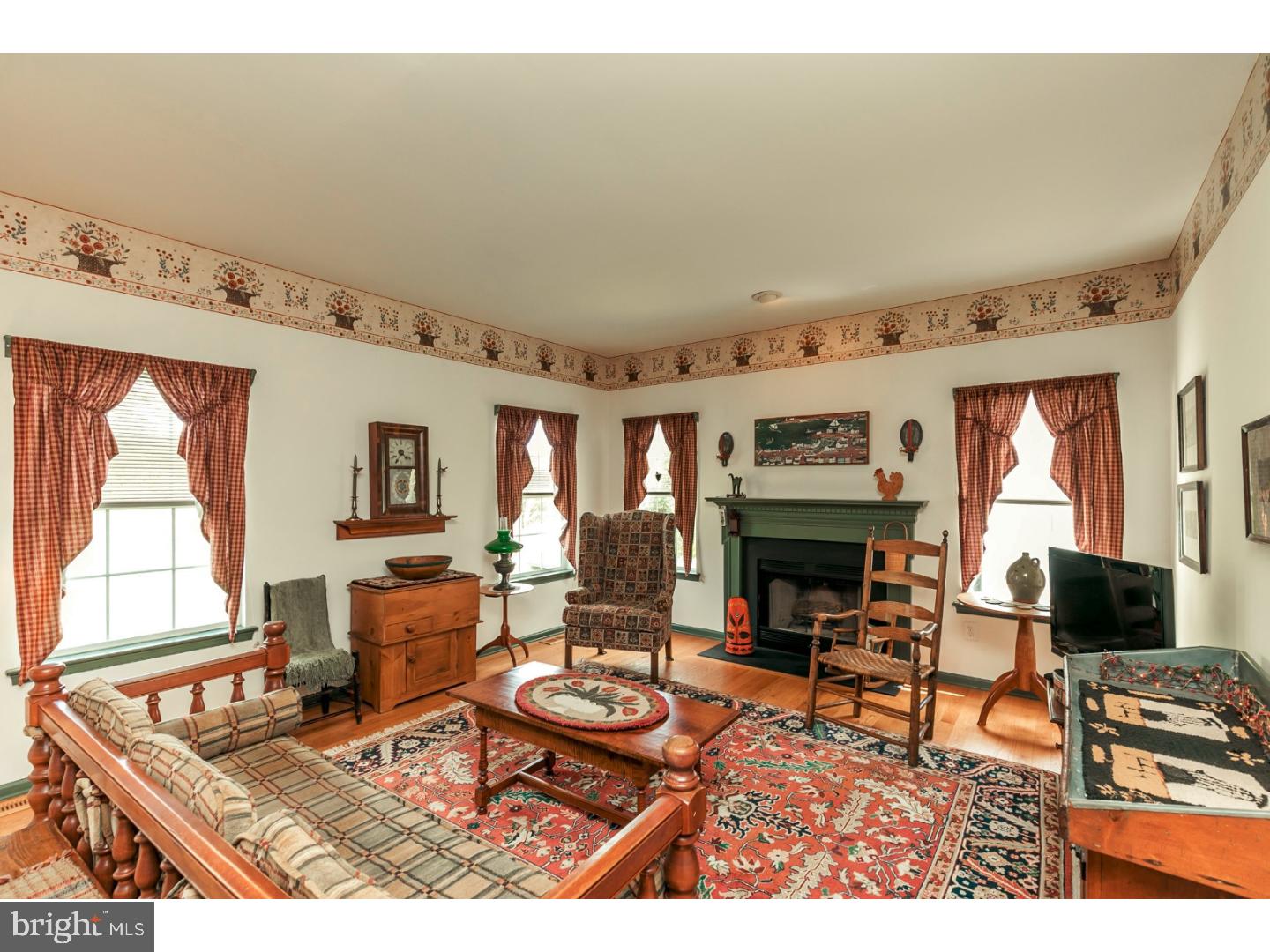 1165 Roberts Road Gilbertsville, PA 19525 - Photo 8 of 25 Family Room