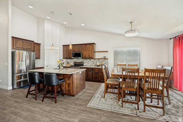 719 Shavey Lane Springville, UT 84663 - Photo 5 of 33