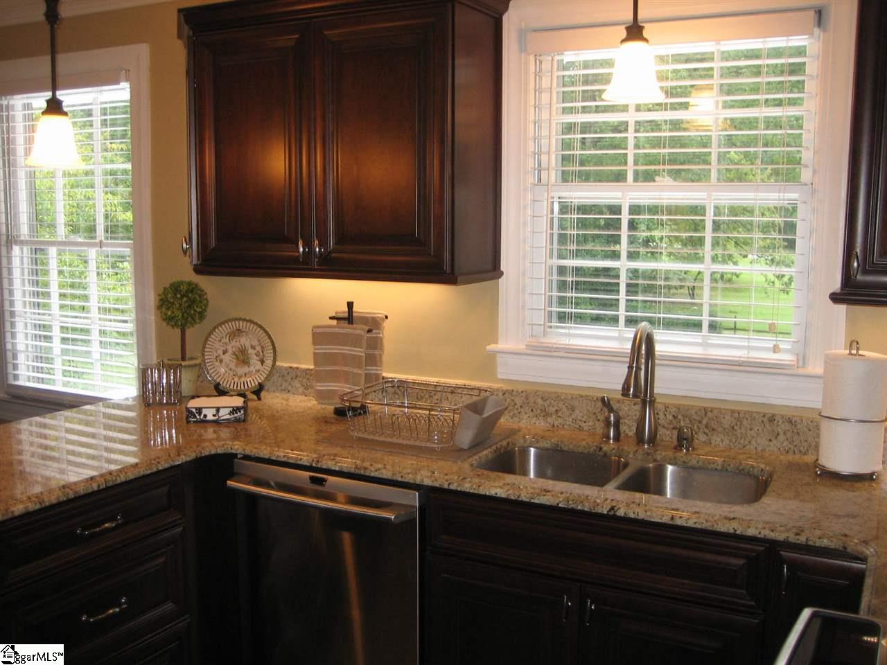 121 Lullwater Road Greenville, SC 29607 - Photo 18 of 36 Gallery Image 18