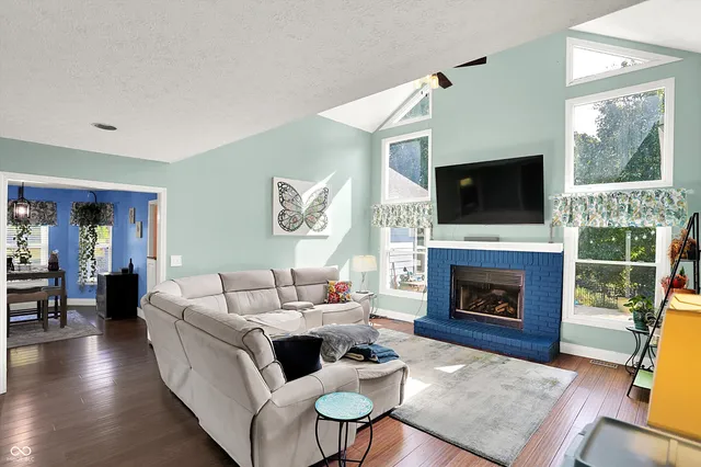 $430,000 | 2025 Deer Lake Drive, Martinsville, IN 46151