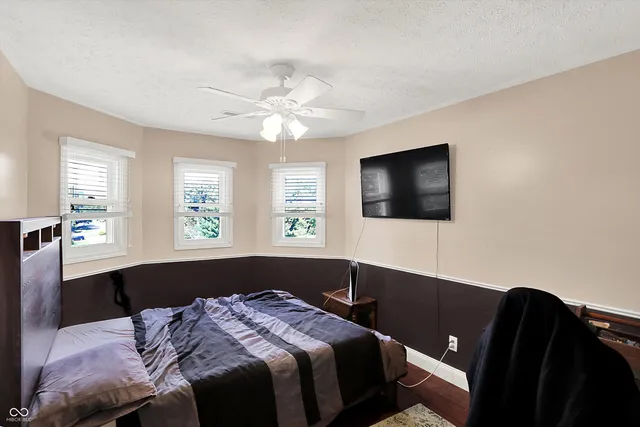 $430,000 | 2025 Deer Lake Drive, Martinsville, IN 46151