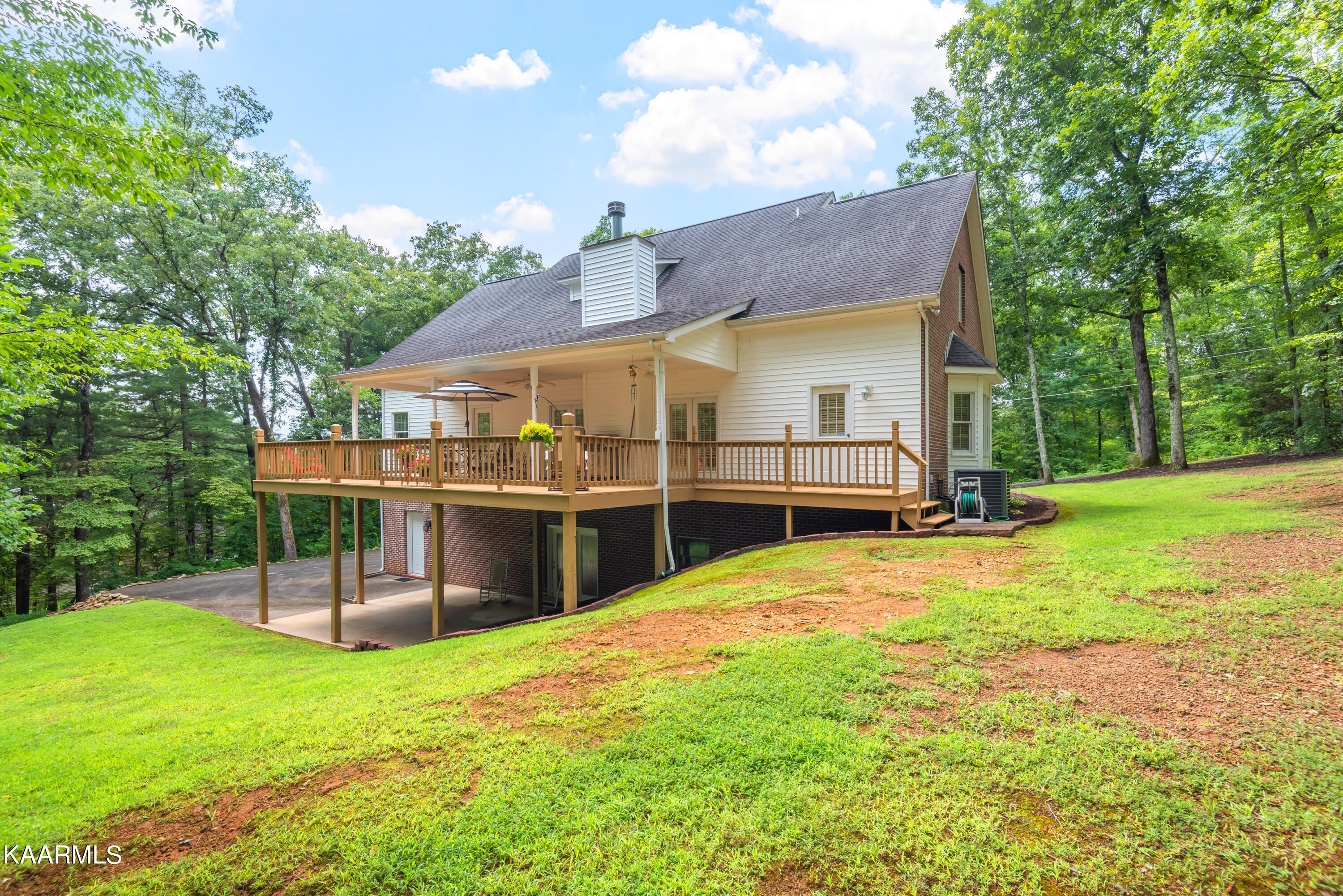 136 Rendezvous Road Rockwood, TN 37854 - Photo 30 of 39 136 Rendezvous Road-13