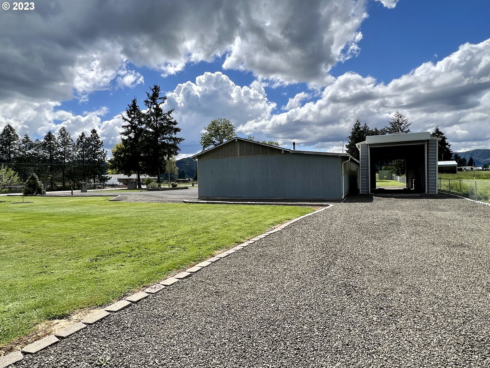 373 Dairy Loop Road Roseburg, OR 97471 - Photo 11 of 48 Gallery Image 11
