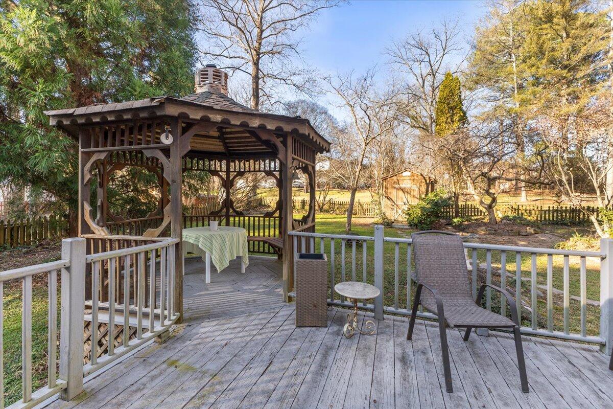 315 North Duke Street LaFayette, GA 30728 - Photo 7 of 30 24-IMG_7467