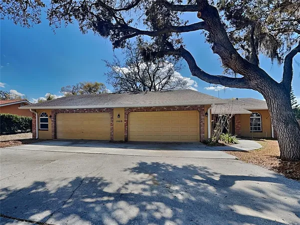 $2,519 | Undisclosed Address, Tarpon Springs, FL 34689