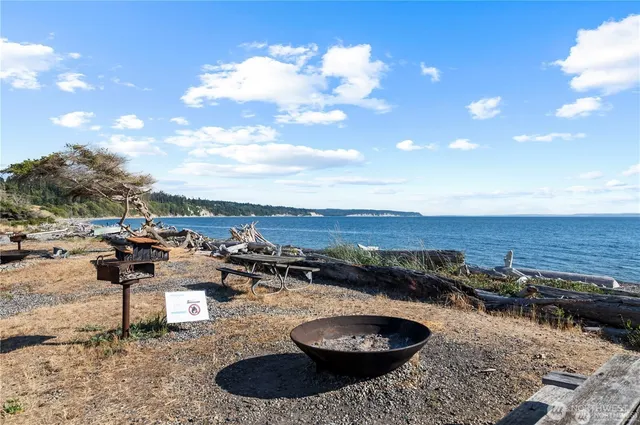 a view of a terrace view