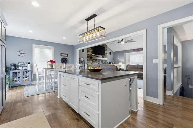 $325,000 | 299 Rawlings Drive, Tonganoxie, KS 66086