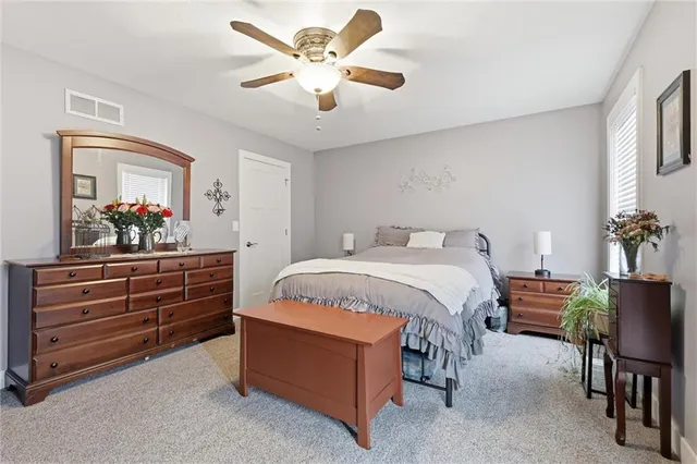 $325,000 | 299 Rawlings Drive, Tonganoxie, KS 66086