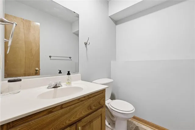 $325,000 | 299 Rawlings Drive, Tonganoxie, KS 66086