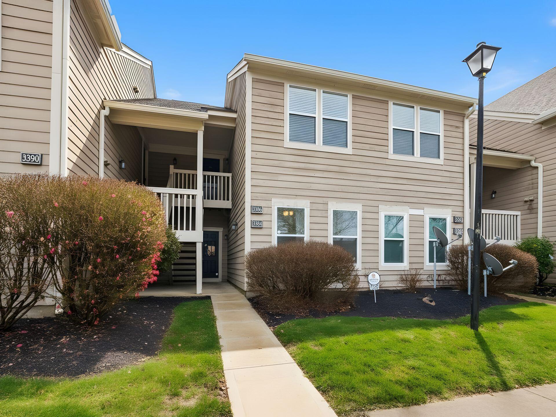 3384 Smiley Road, Unit 3384 Columbus, OH 43221 - Photo 6 of 65 006_6ef8e_A 3384 Smiley's 069