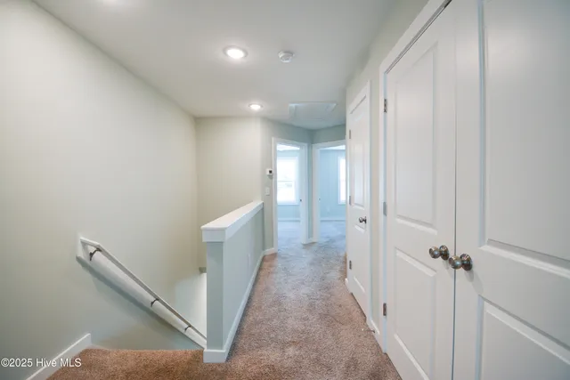 $267,500 | 427 Sunfish Lane, Sneads Ferry, NC 28460