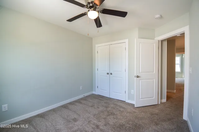 $267,500 | 427 Sunfish Lane, Sneads Ferry, NC 28460