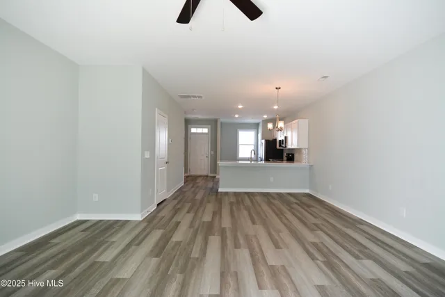 $267,500 | 427 Sunfish Lane, Sneads Ferry, NC 28460