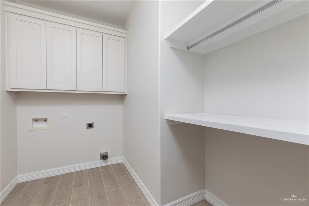 2405 Northgate Lane McAllen, TX 78504 - Photo 12 of 18 a view of cabinets