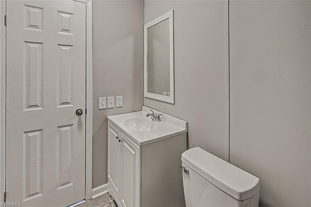 194 King Road Seagrove, NC 27341 - Photo 16 of 18