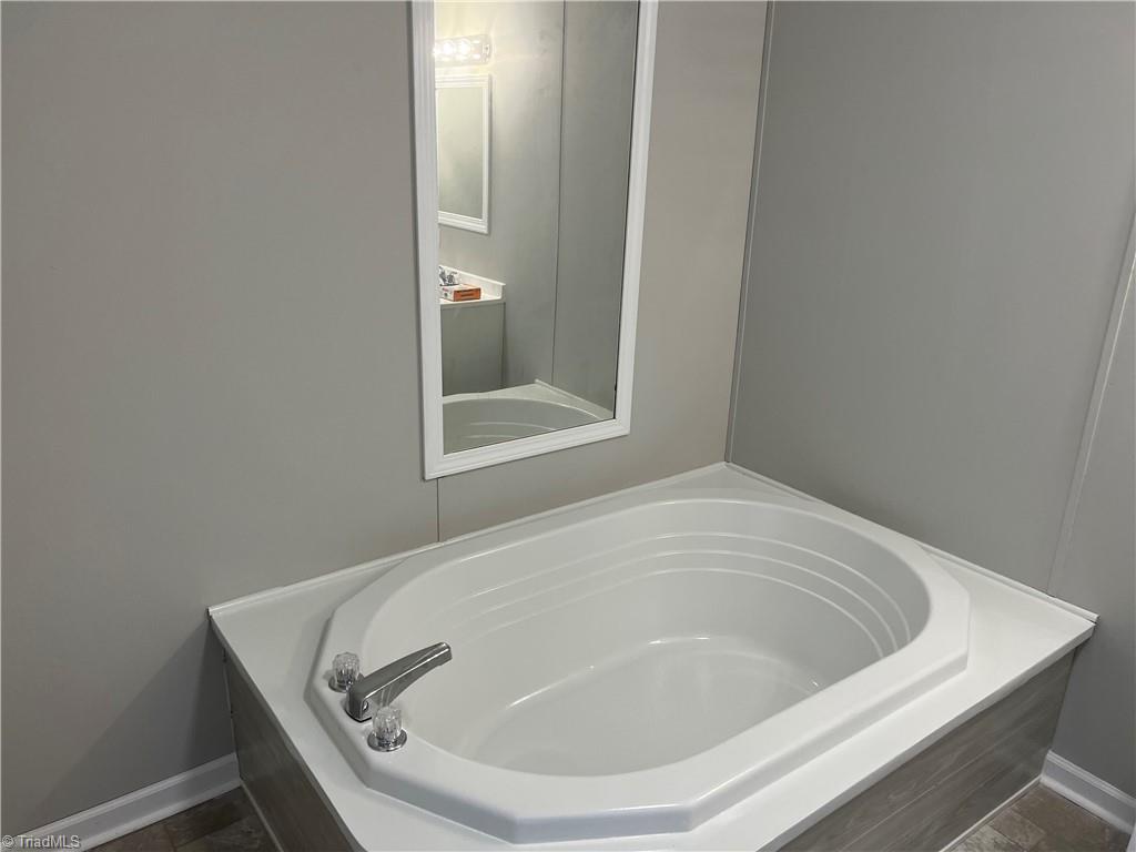 194 King Road Seagrove, NC 27341 - Photo 3 of 18