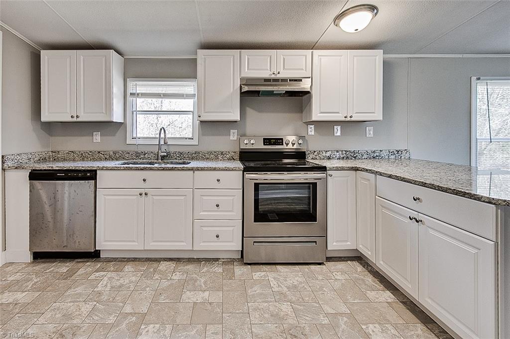 194 King Road Seagrove, NC 27341 - Photo 6 of 18