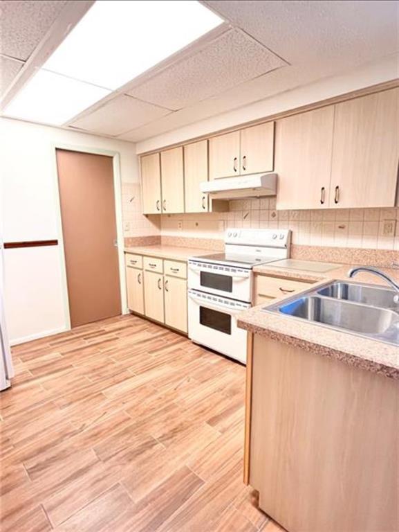 7245 Exemplar Drive New Port Richey, FL 34655 - Photo 5 of 22