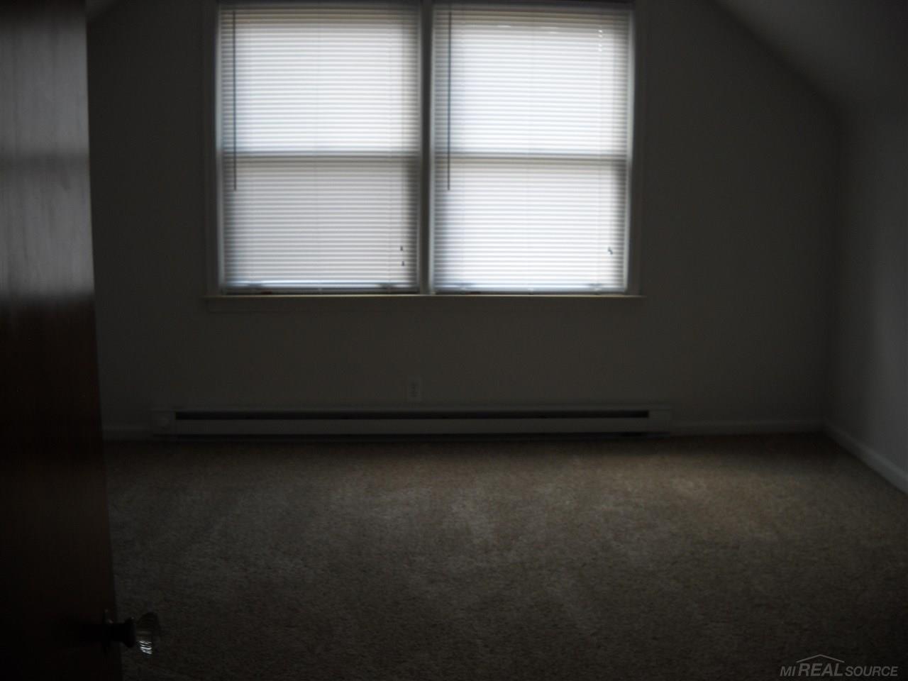 1200 Torrey Road Grosse Pointe, MI 48236 - Photo 29 of 59 31260937-31.JPG