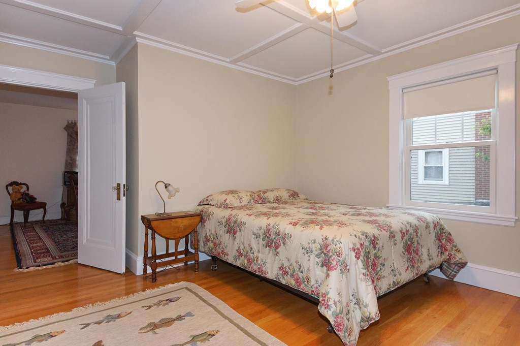 64 Oak Ridge Road Medford, MA 02155 - Photo 20 of 28