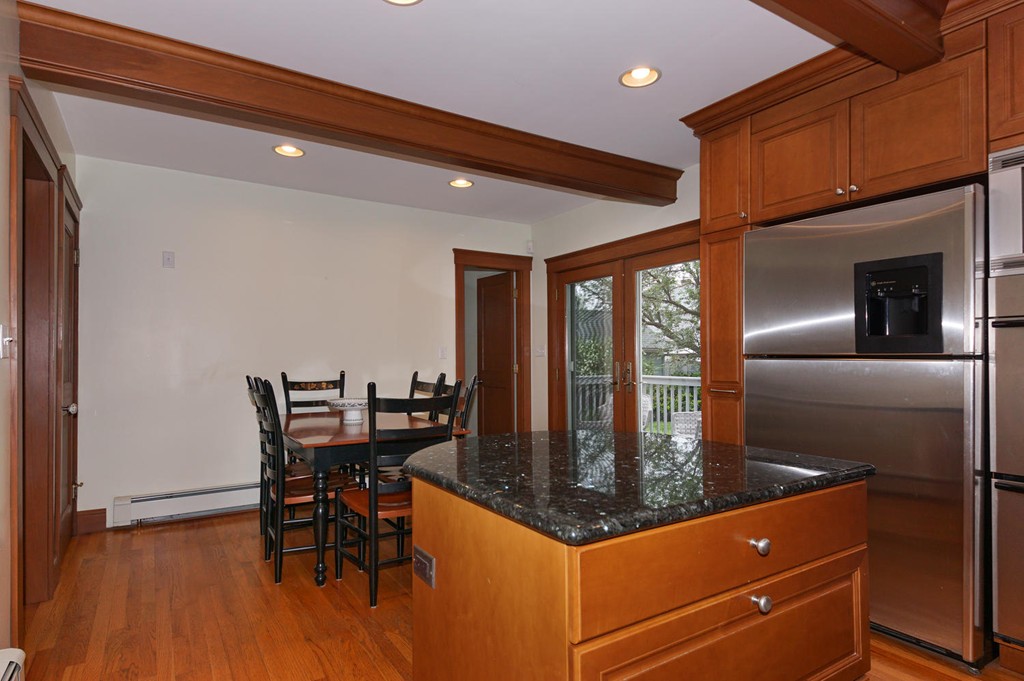 64 Oak Ridge Road Medford, MA 02155 - Photo 9 of 28