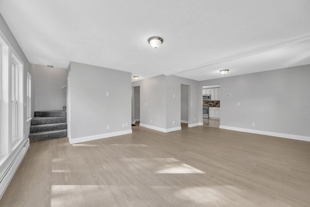 305 Denver Street Springfield, MA 01109 - Photo 19 of 42 Gallery Image 19