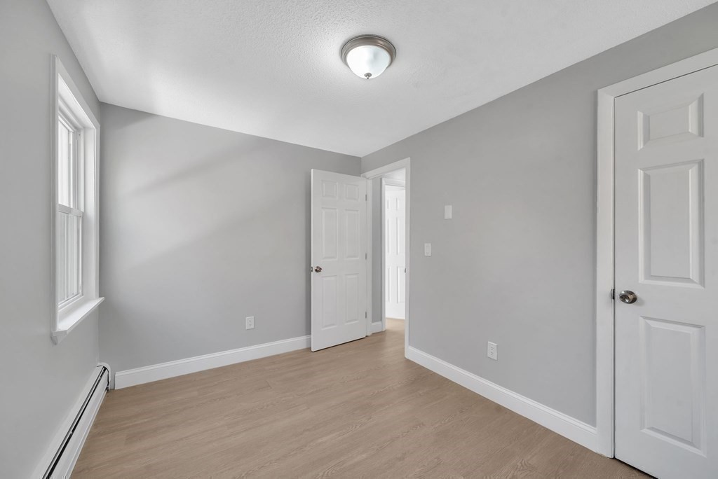 305 Denver Street Springfield, MA 01109 - Photo 23 of 42 Gallery Image 23