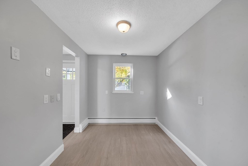 305 Denver Street Springfield, MA 01109 - Photo 33 of 42 Gallery Image 33