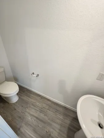 $2,195 | 6013 Companion Loop, Bulverde, TX 78163