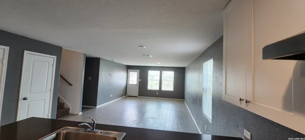 $2,195 | 6013 Companion Loop, Bulverde, TX 78163