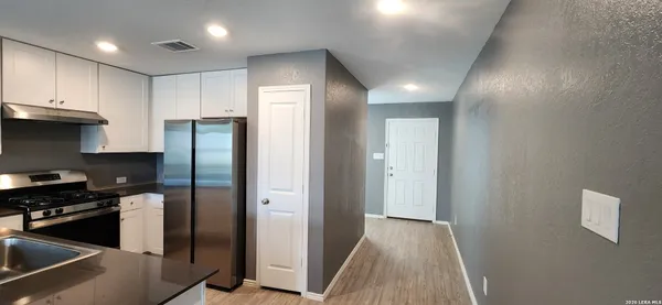 $2,195 | 6013 Companion Loop, Bulverde, TX 78163