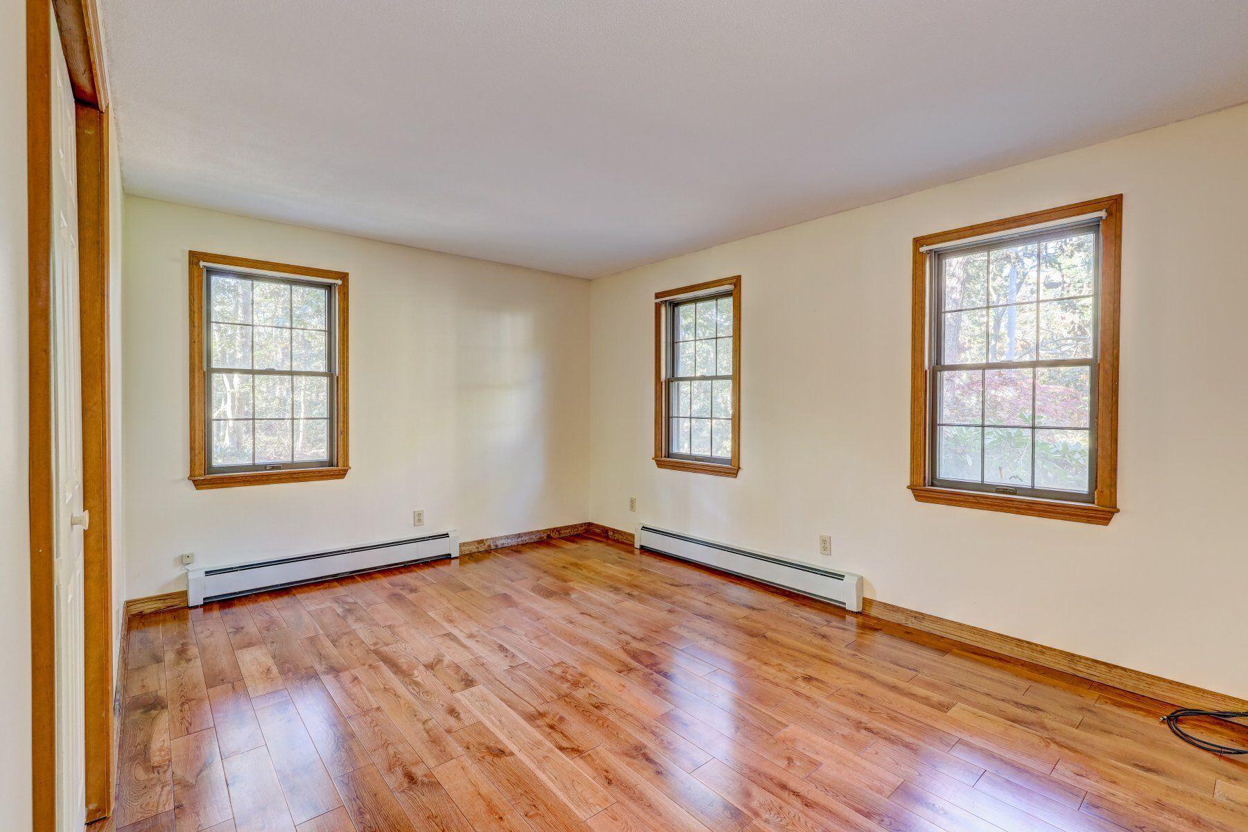 36 Cherokee Road Harwich, MA 02645 - Photo 17 of 26 Guest Bedroom First Level