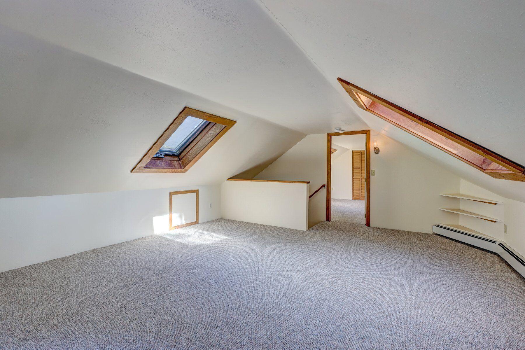 36 Cherokee Road Harwich, MA 02645 - Photo 20 of 26 Second Level Den