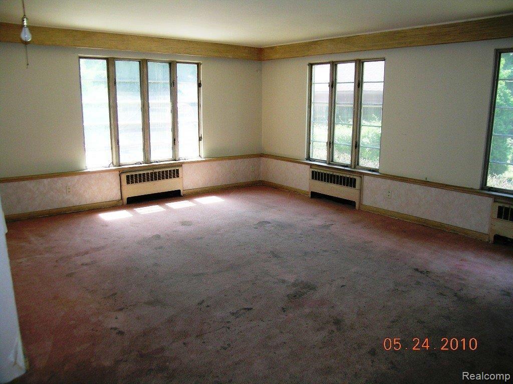 19525 Roslyn Road Detroit, MI 48221 - Photo 15 of 18 DSCN1879