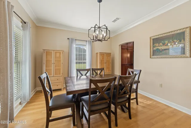 $435,000 | 302 Riverside Drive, Berwick, LA 70342