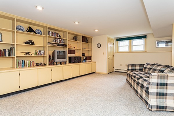 8 Butternut Road Westford, MA 01886 - Photo 8 of 29 Gallery Image 8