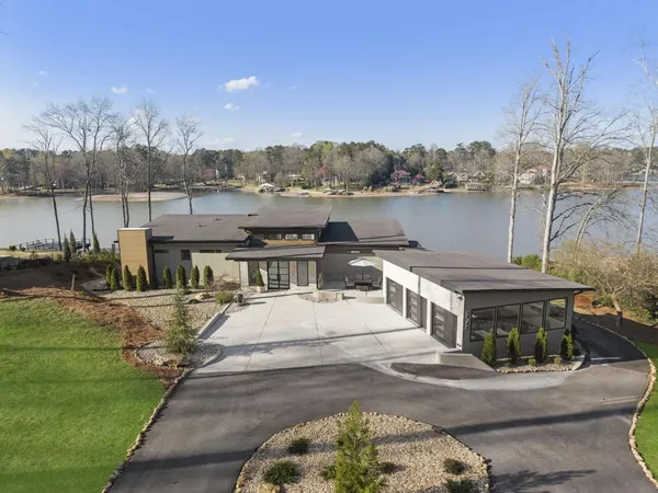 $2,599,900 | 2746 Emerald Drive, Jonesboro, GA 30236