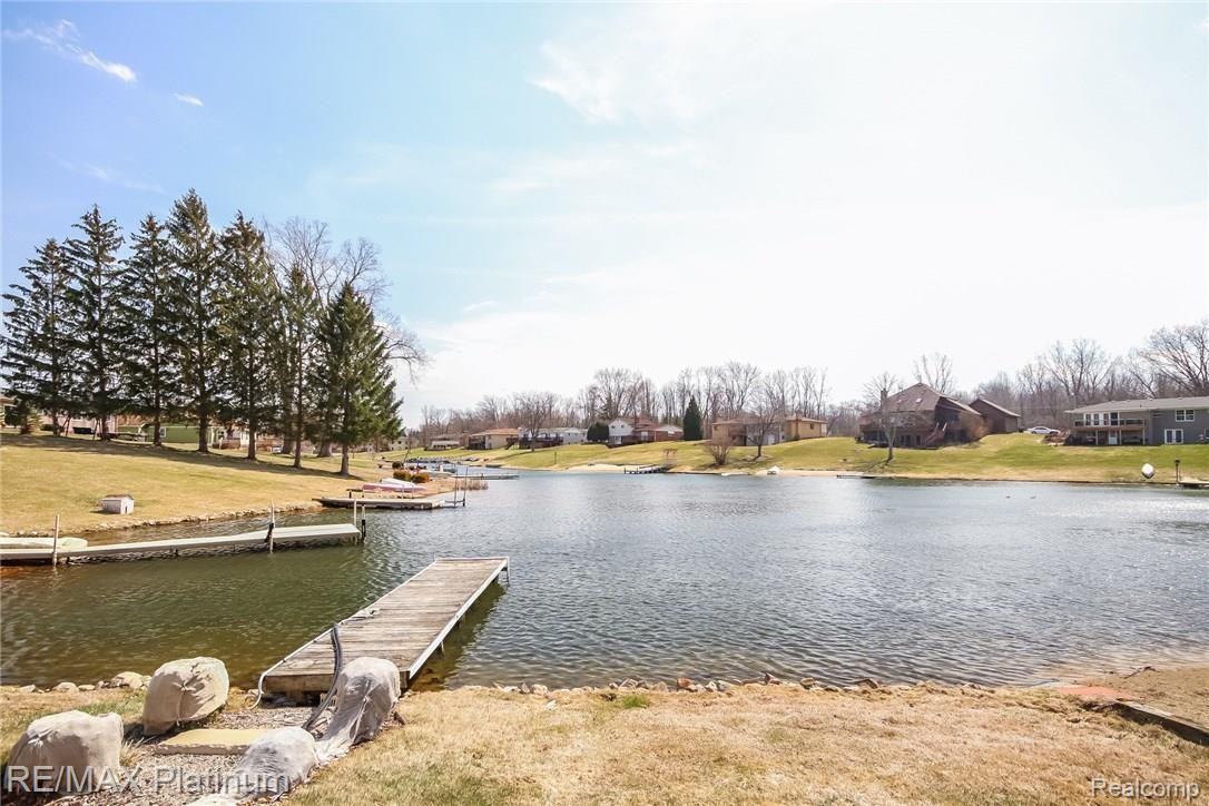 606 East Coon Lake Road Howell, MI 48843 - Photo 55 of 64 055-Exterior-5582664-medium.jpg