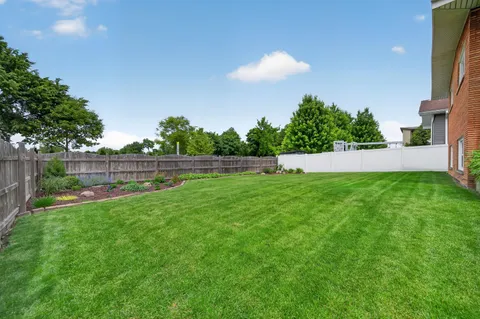 $799,000 | 56 Golf Avenue, Clarendon Hills, IL 60514