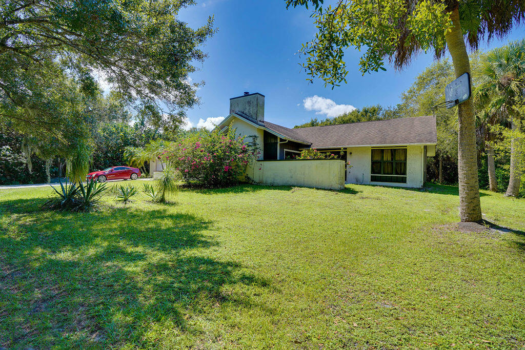 1401 Bennett Road Fort Pierce, FL 34947 - Photo 4 of 11 X(3of12)