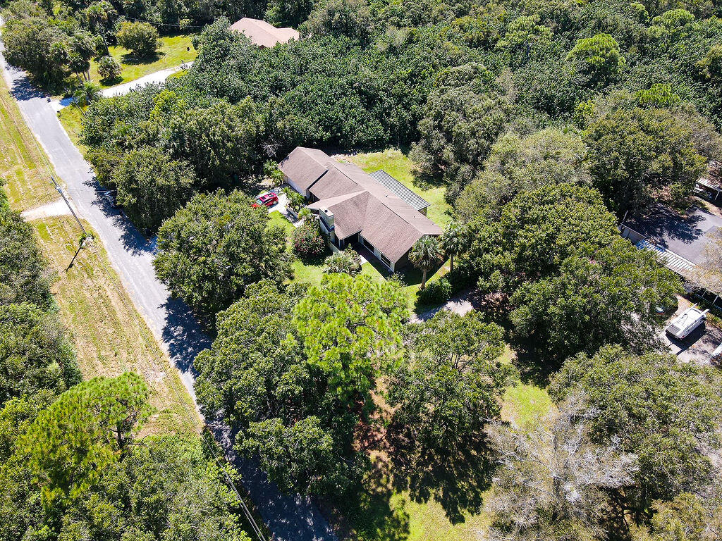 1401 Bennett Road Fort Pierce, FL 34947 - Photo 7 of 11 X(8of12)