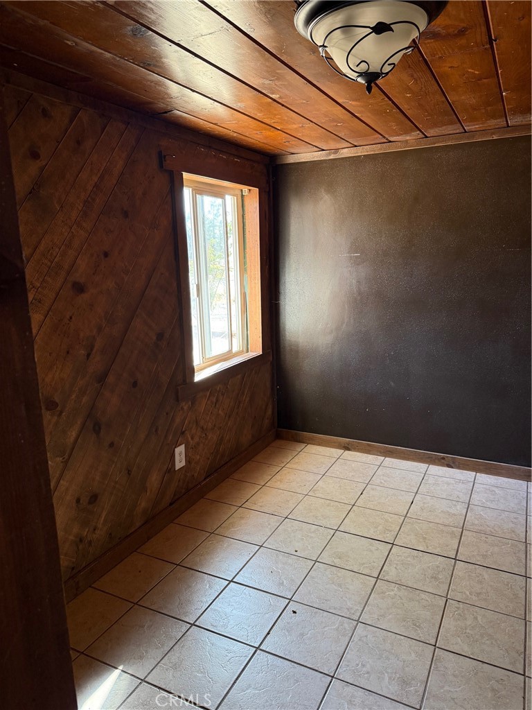16100 Navajo Road, Unit 1 Apple Valley, CA 92307 - Photo 11 of 53