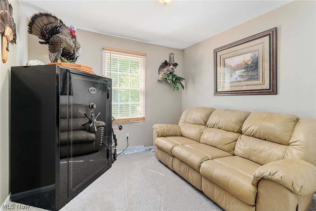 5964 Shaffer Road Northwest Warren, OH 44481 - Photo 10 of 20 Gallery Image 10